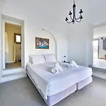 Apartman Pyrgos Trilogy Boutique - Oinos Santorini Island