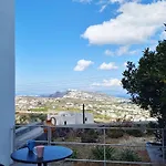 Pyrgos Trilogy Boutique - Oinos Appartement