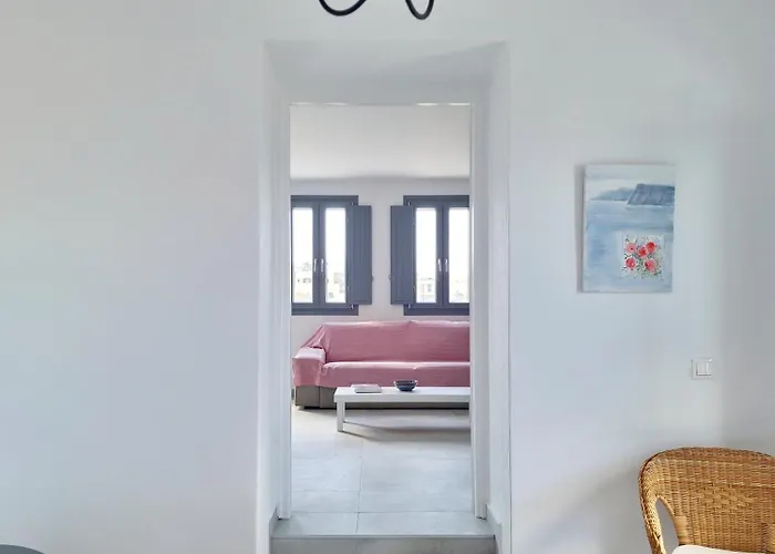 Pyrgos Trilogy Boutique Houses - Oinos Apartment Santorini Island