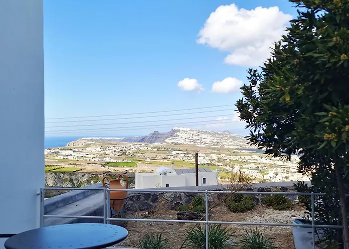 Pyrgos Trilogy Boutique Houses - Oinos Apartment *