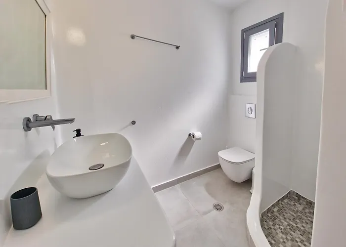Pyrgos Trilogy Boutique Houses - Oinos *