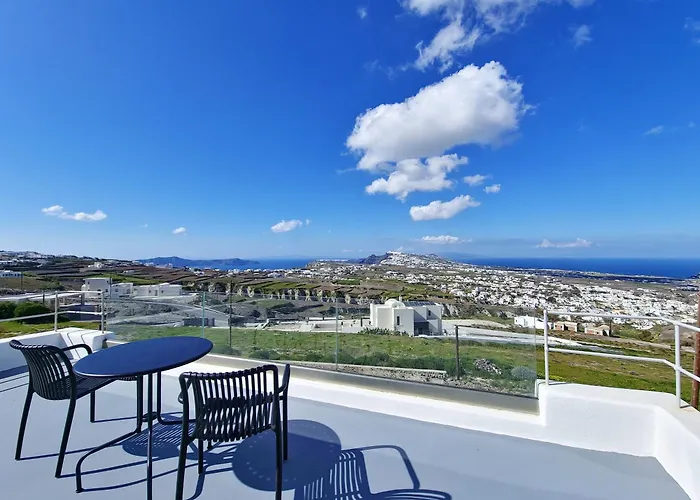 Pyrgos Trilogy Boutique Houses - Oinos * Santorini Island