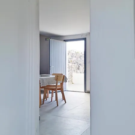 Nyaraló Trilogy Boutique - Oinos *